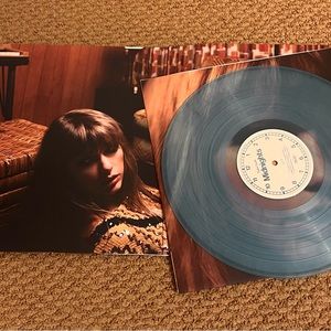 Taylor Swift Midnights - Moonstone Blue vinyl